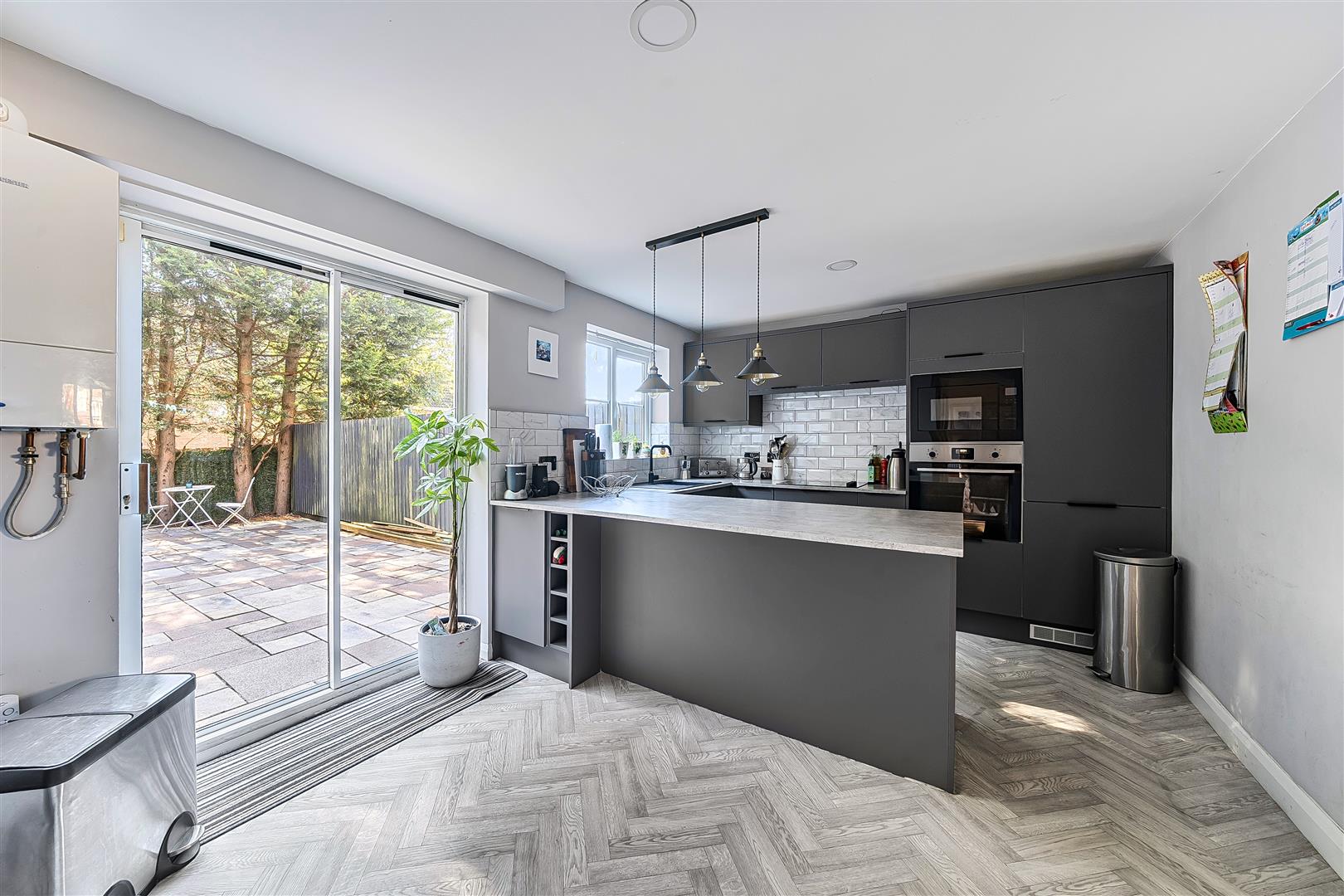 Brynhyfryd, Penllergaer, Swansea, SA4 9JJ